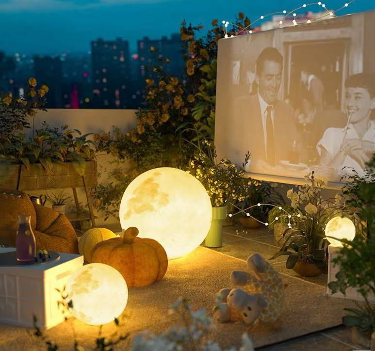 Lâmpada Lunar para uso ao ar livre – resistente à água e com atmosfera intensa!